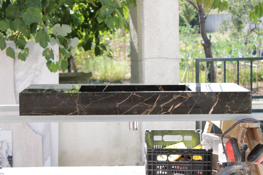 Lavatório em porcelanato marmore preto 100x40x10cm