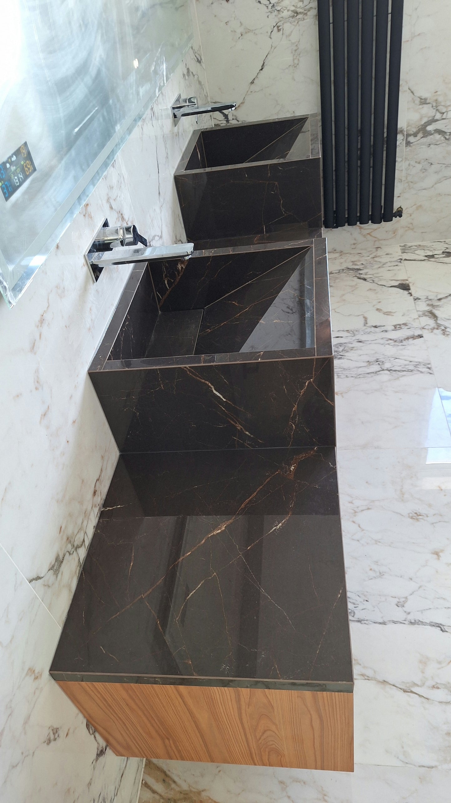 Conjunto lavatórios mais bancada  240x50x85